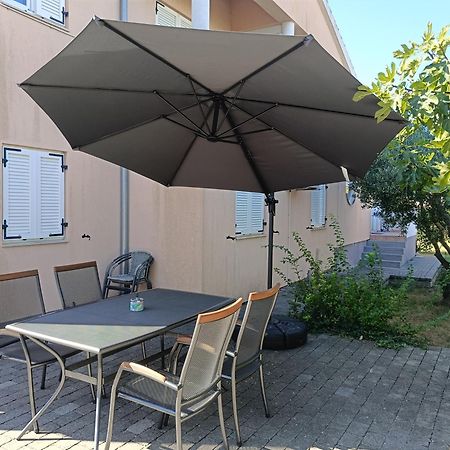 Apartment Ivana ตูรันญ์ ภายนอก รูปภาพ